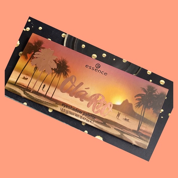 Olá rio! A Selection Of 9 Highly Pigmented Eyeshadows Palette - Picture 2 of 3